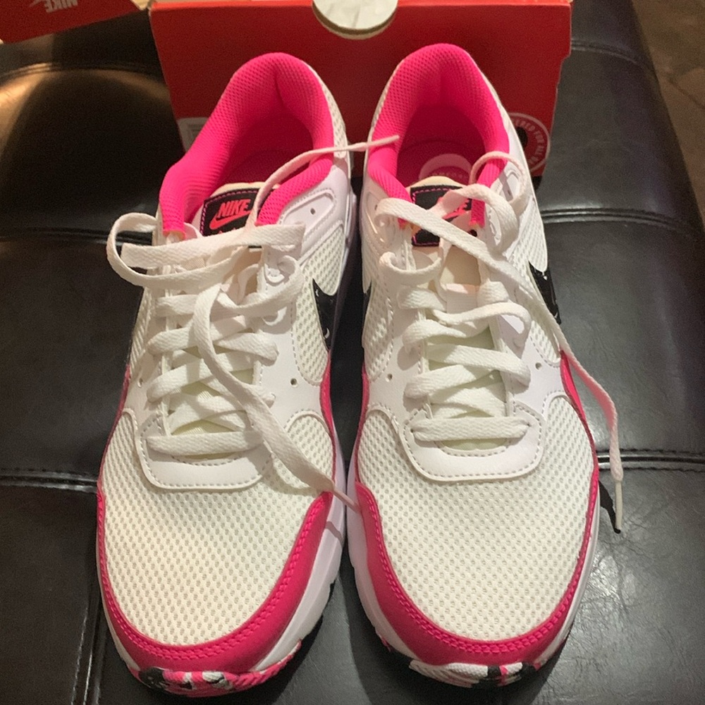 Women’s Nike Air Max SC 9 1/2